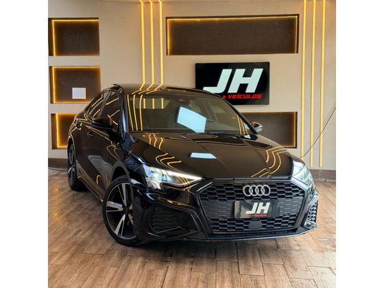 AUDI A3 2.0 40 TFSI MHEV SEDAN PERFORMANCE BLACK S-TRONIC AUDI A3 2.0 40 TFSI MHEV SEDAN PERFORMANCE BLACK S-TRONIC